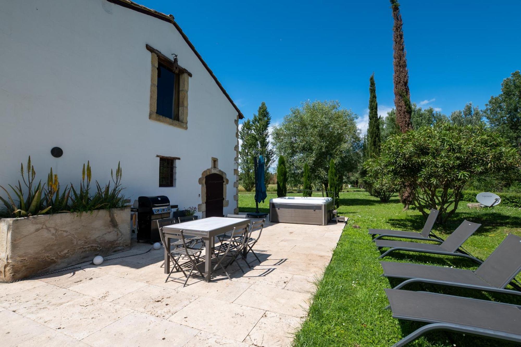 Mas Des Eaux Claires Arles Camargue Villa Сан-Жил Екстериор снимка